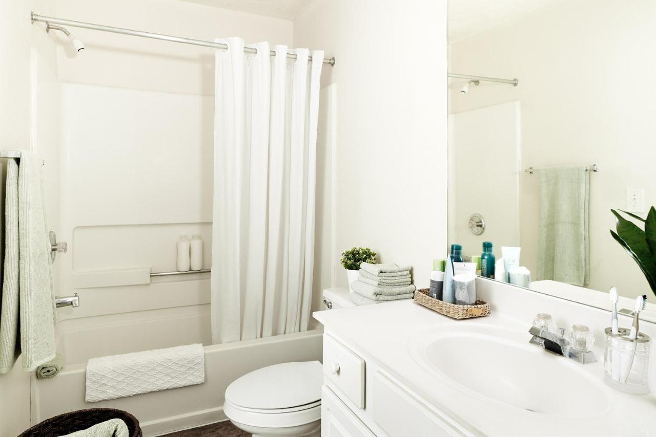 Intown Suites Extended Stay Minneapolis Mn - Бернсвілл Екстер'єр фото
